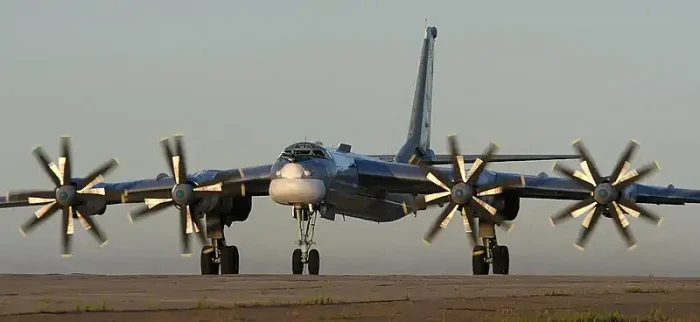هواپیمای Tu-95