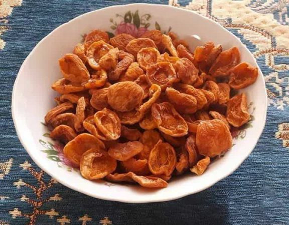 درمان ۷ بیماری با ۷ میوه خشک! از پوکی استخوان تا کم خونی و خستگی 8 زرد آلو خشک شده
